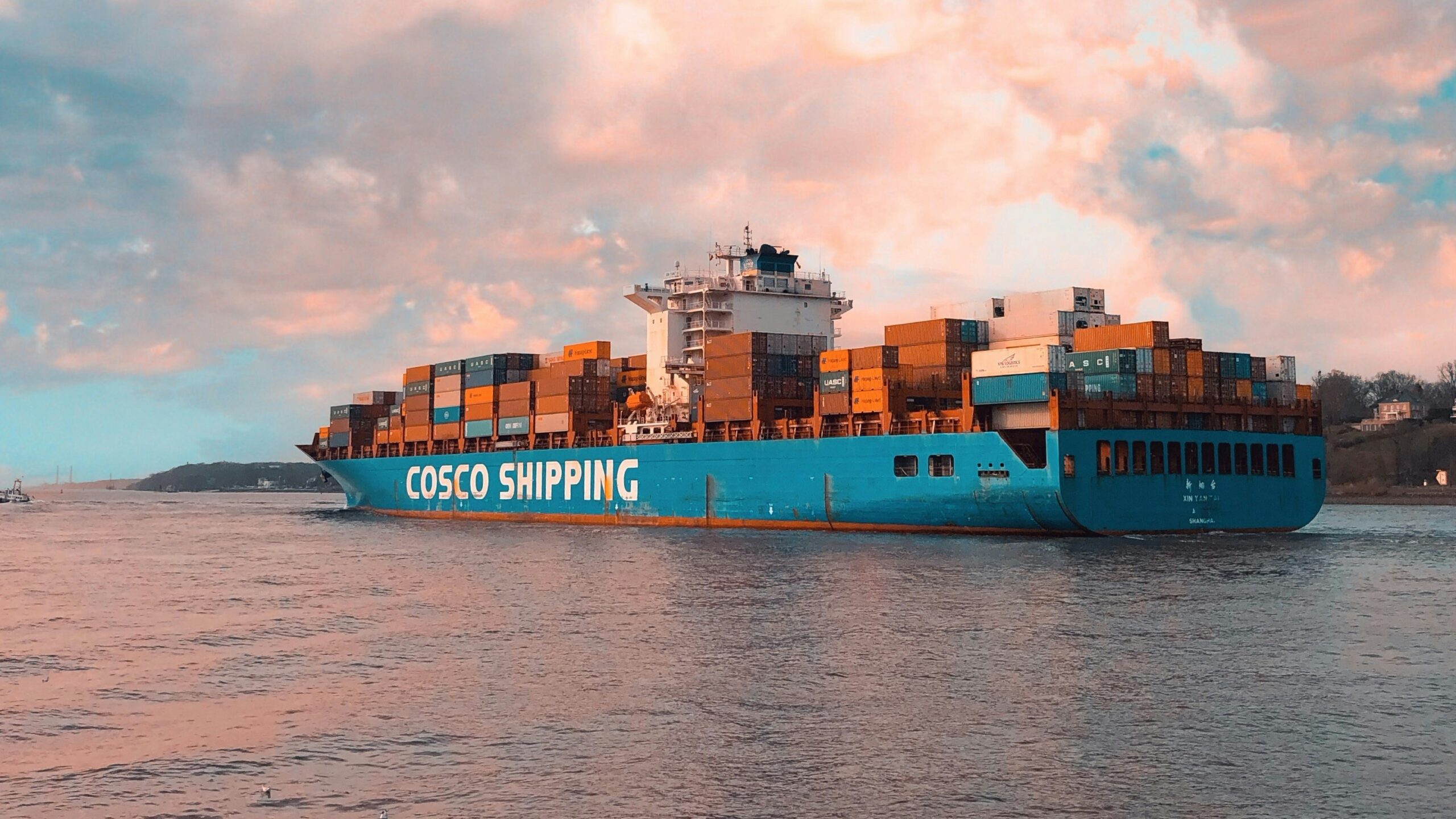 How Does a Tariff Work?