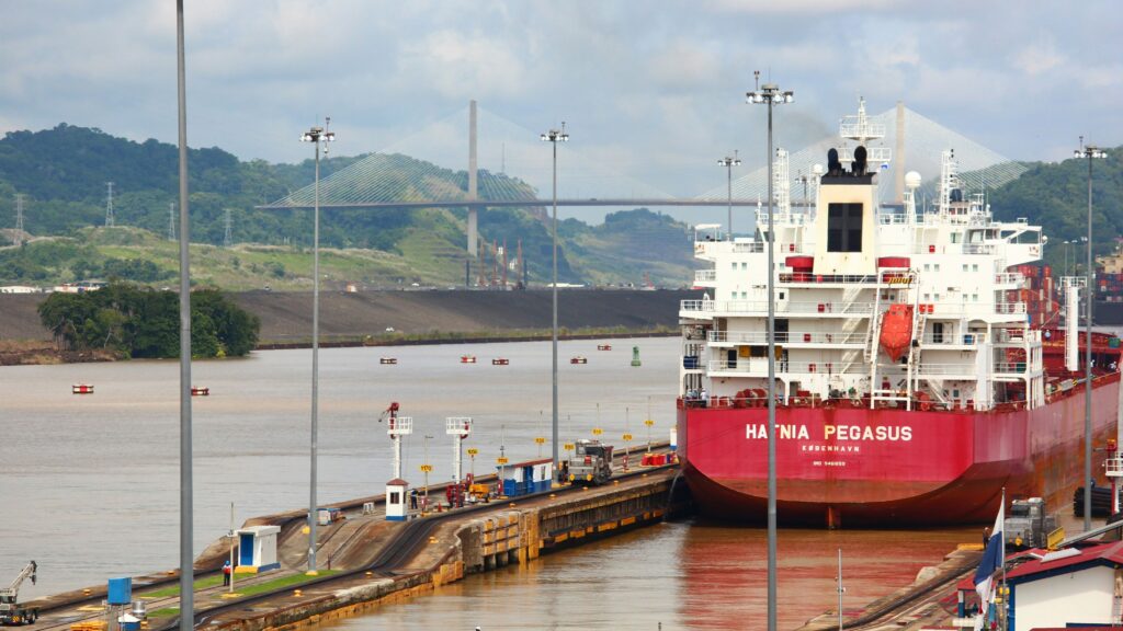 panama canal shipping